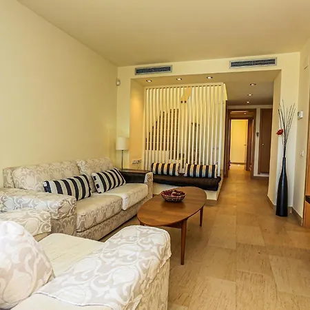Passeig Del Mar 1 B Only Families Holiday home